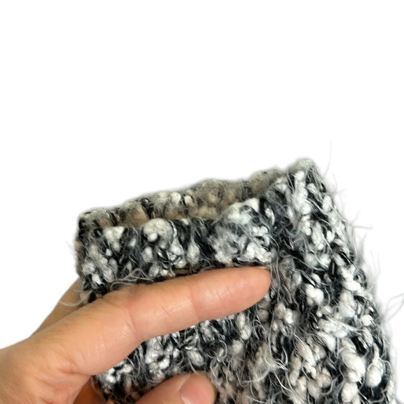 Buffalo David Bitton chunky raglan long sleeve cowl neck sweater. - Picture 5 of 8